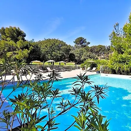 Le Domaine De La - 3*** 3*